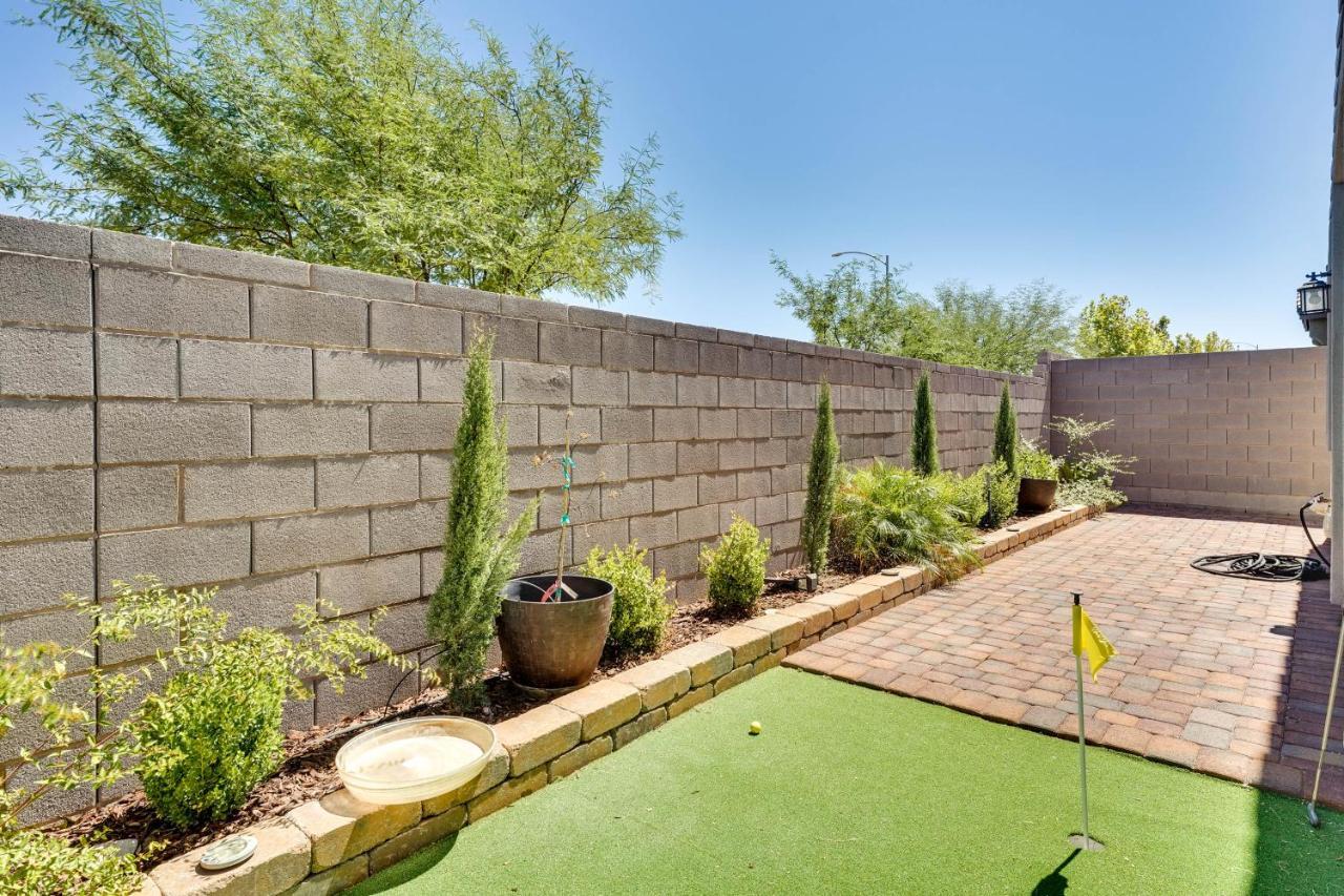 Home With Putting Green About 11 Mi To Las Vegas Strip Exterior foto